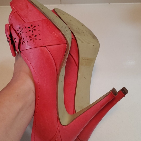 Retro vintage vibes Bow detail stilettos - Picture 6 of 7